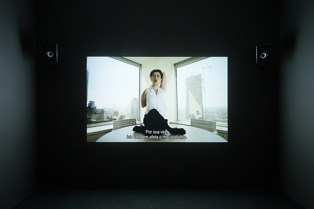 Projection installation